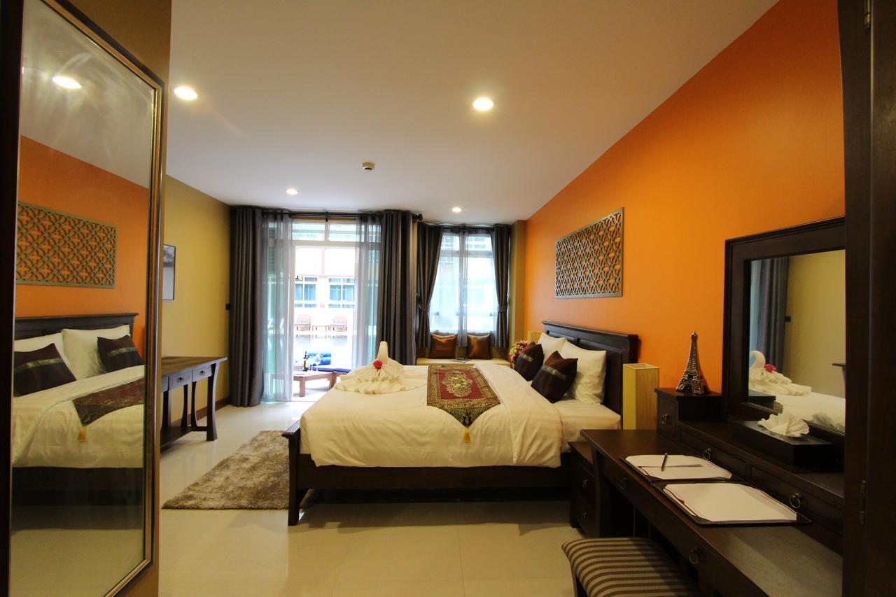 Le Bangkok Hotel Exterior photo